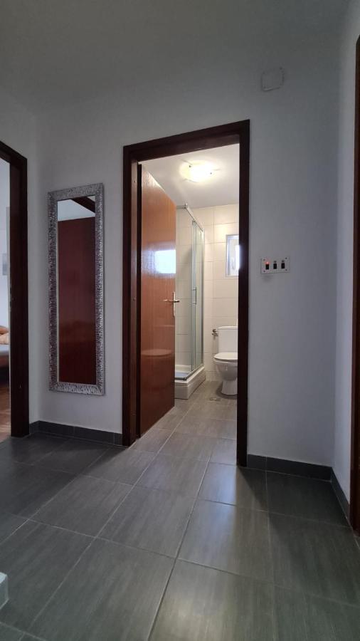 Apartmani Jelena เพทรอซาเน ภายนอก รูปภาพ